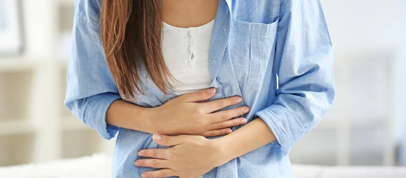 Όλα όσα πρέπει να γνωρίζετε για τον πόνο στο στομάχι - Τι αποκαλύπτει ανάλογα με το σημείο που εκδηλώνεται